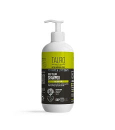 Ultra Natural Care deep clean shampoo for dogs and cats with white, light coat and skin